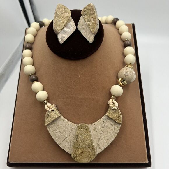 Handmade ~20" Quartz Granite Stone Gold Tone Statement Necklace And Earrings Vtg - Picture 4 of 14